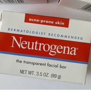 Lot of 2 Neutrogena Transparent Facial Soap Acne Prone Skin Facial Bars 3.5 oz